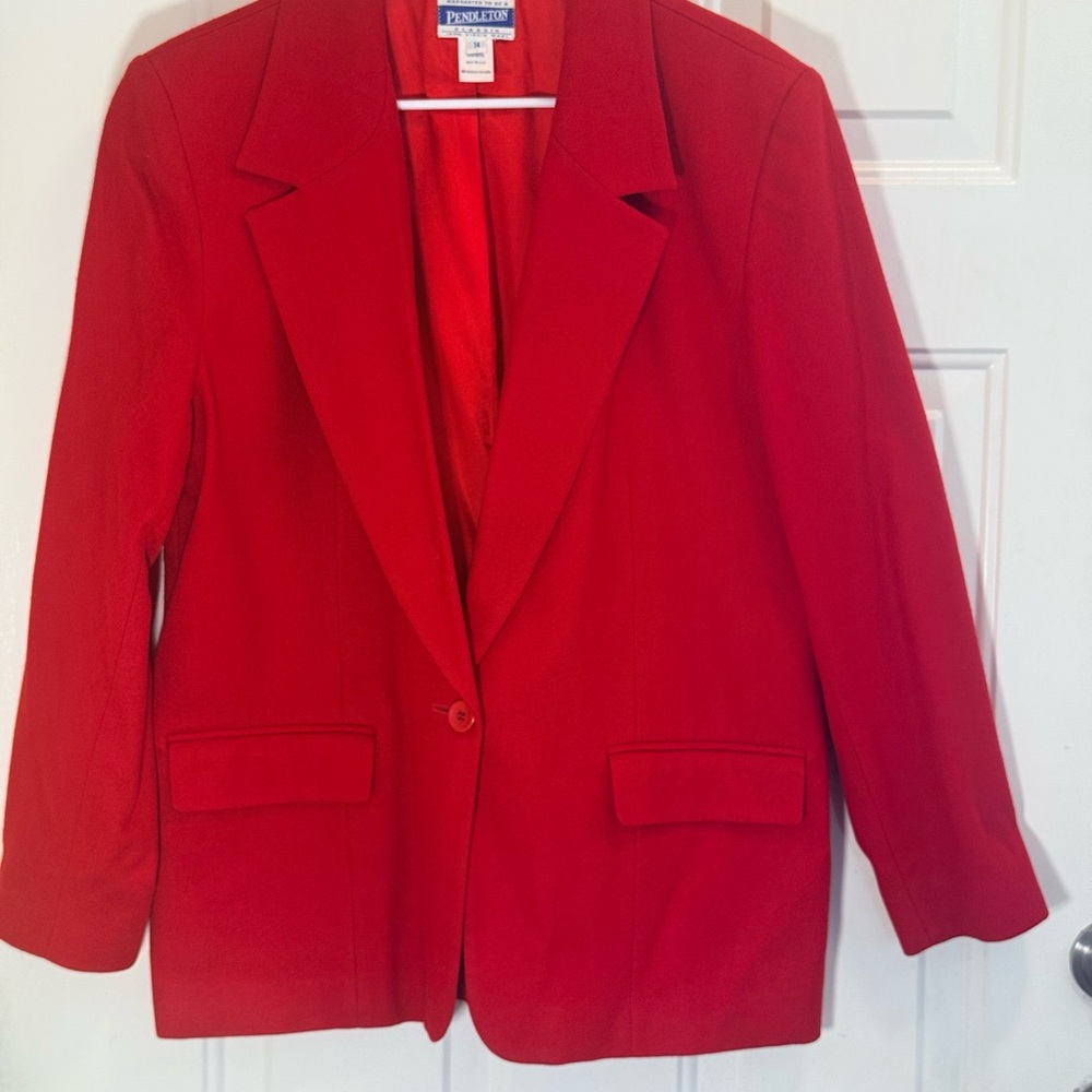 Vintage Women’s Pendleton 100% Virgin Wool Vibrant Red Blazer Made in USA